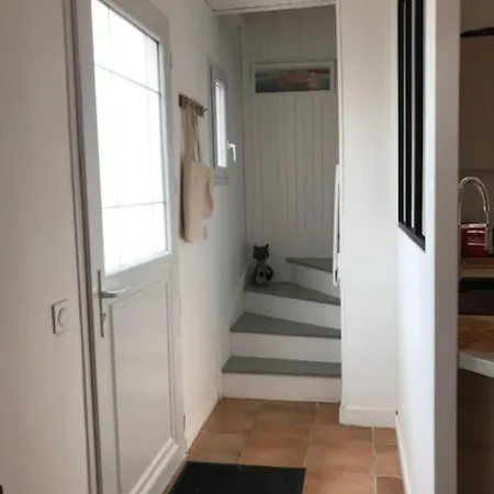 Grande Maison Avec Un Patio Au Bord De La Holiday home *